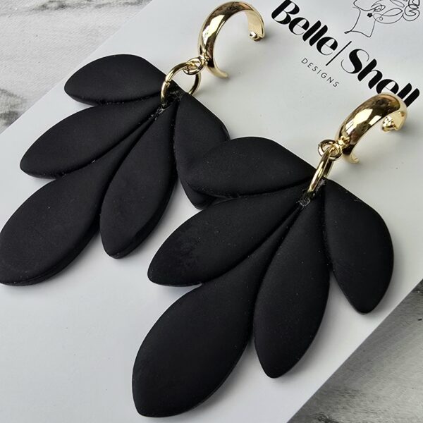 Handgemaakte unieke oorbellen Jolien Zwart 3 Oorbellen 'Jolien Zwart'