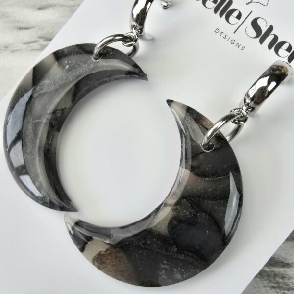 Handgemaakte unieke oorbellen Marble Moon 3 Oorbellen 'Marble Moon'