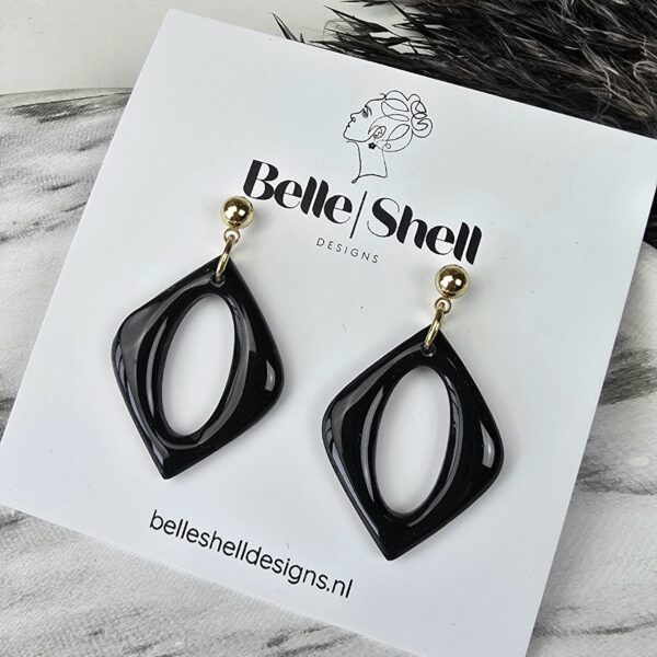 Handgemaakte unieke oorbellen Mona Zwart glossy 2 Oorbellen 'Mona Zwart Glossy'